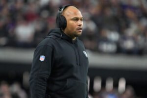 Titans Request To Interview Antonio Pierce For Head Coach Position