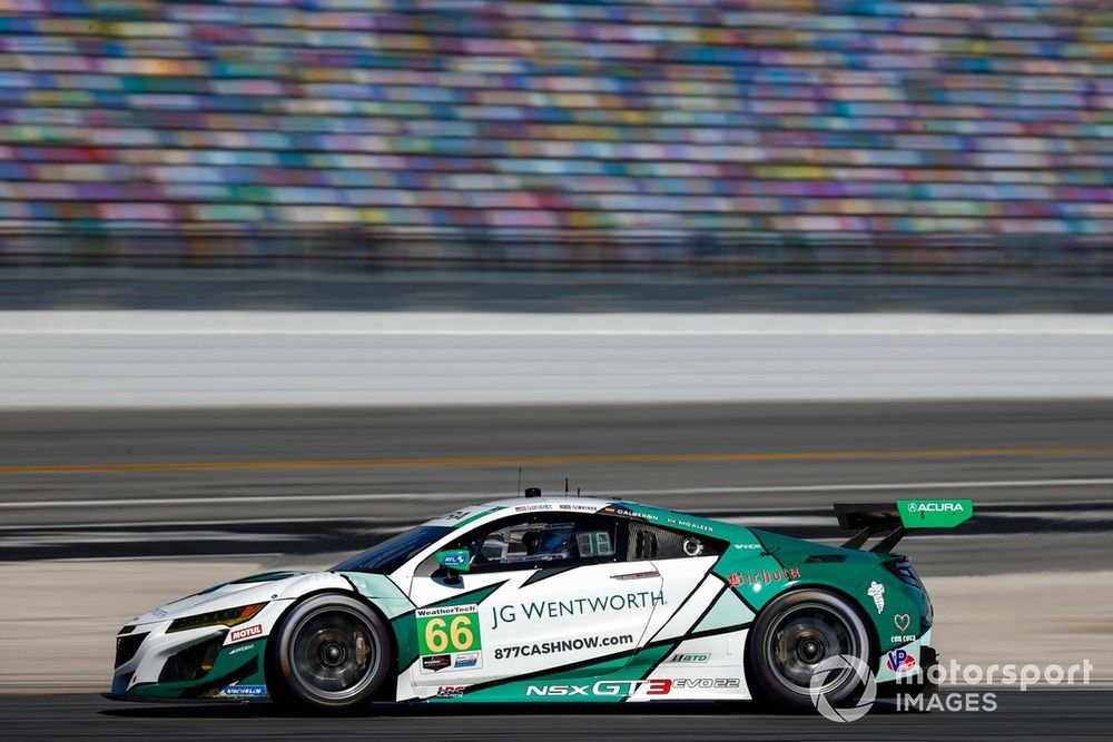 #66 Gradient Racing Acura NSX GT3: Sheena Monk, Katherine Legge, Tatjana Calderon, Stevan McAleer