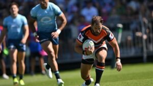 Tigers hail Sezer after giving team some bite, RTS shines in return, Cobbo's Broncos switch a success