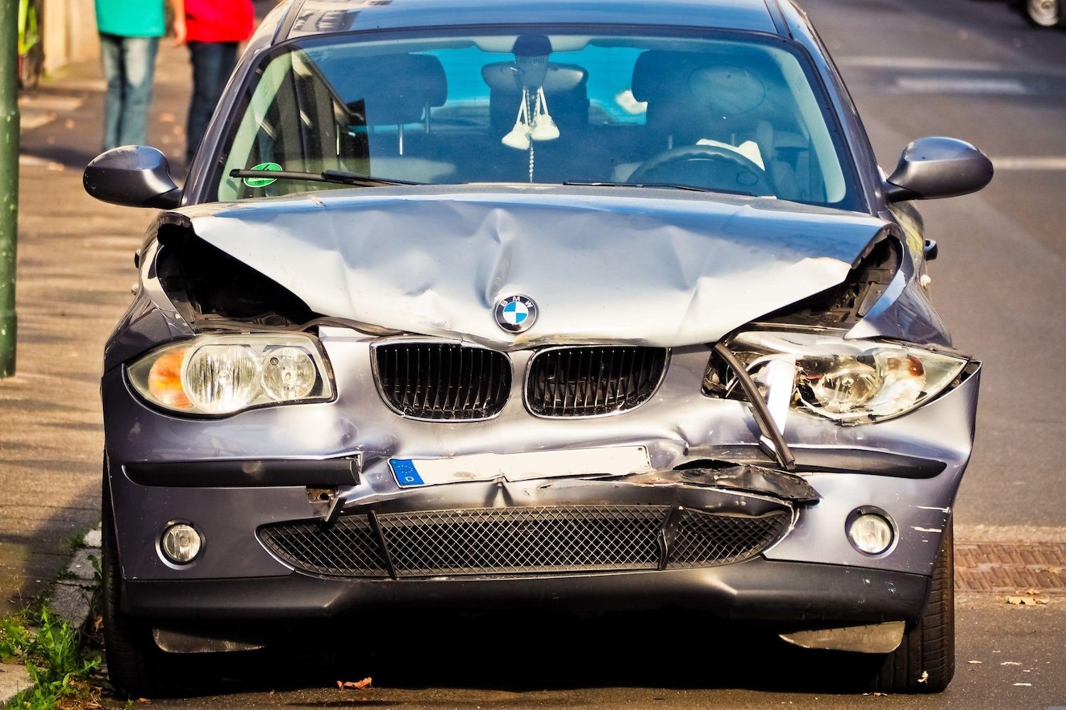 Don't Go It Alone: Why Hiring a Lawyer After a Car Accident is Crucial