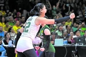 La Salle gets second round bid going