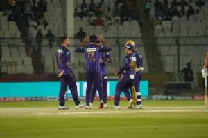 Sherfane Rutherford’s quickfire fifty hands Quetta Gladiators victory over Karachi Kings in last-ball thriller