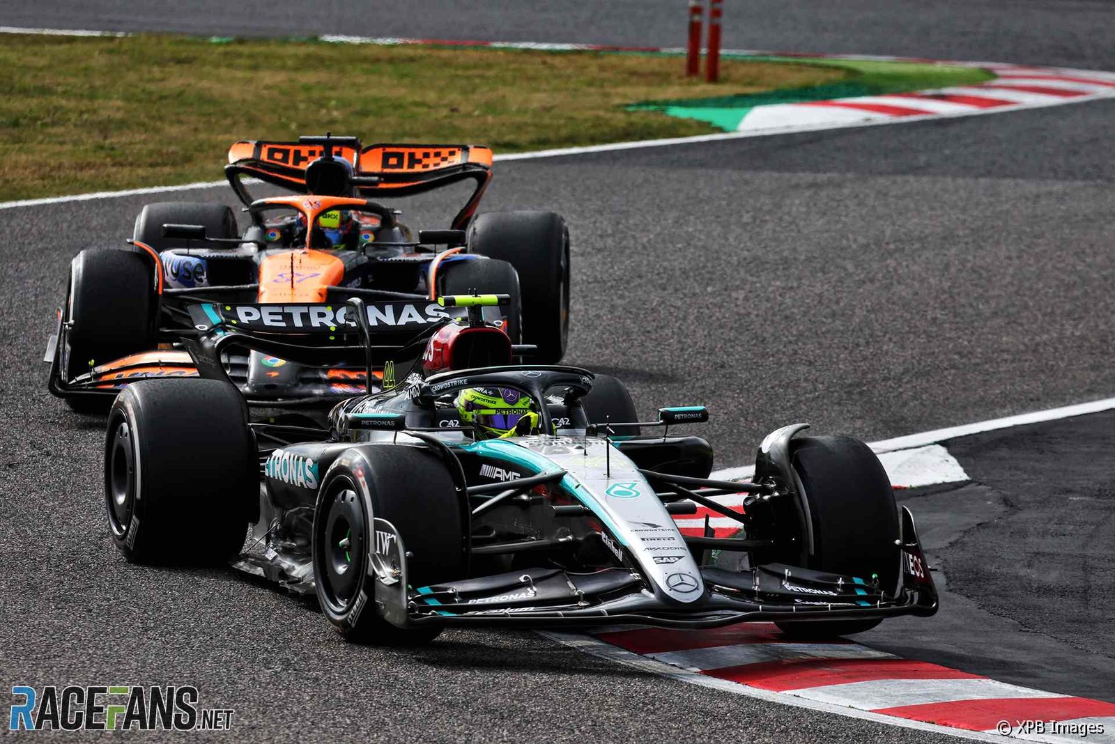 Damaged endplate led to Hamilton’s “extremely fair play” offer to Russell · RaceFans